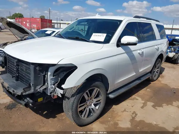 1FMJU1JT2NEA48919 2022 FORD EXPEDITION - Image 2