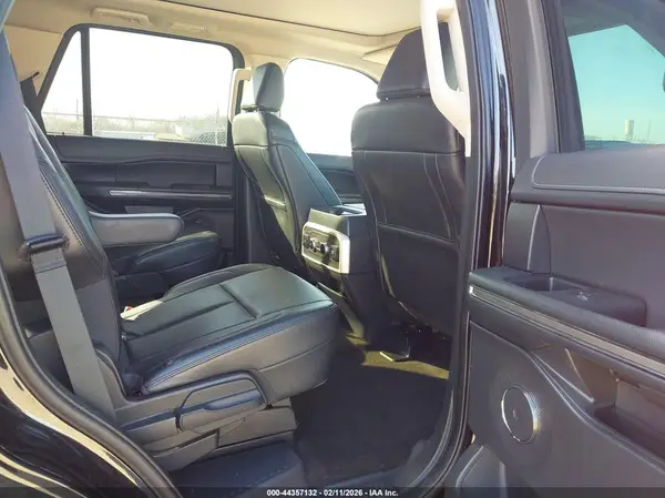 1FMJU1JT3NEA62411 2022 FORD EXPEDITION - Image 8