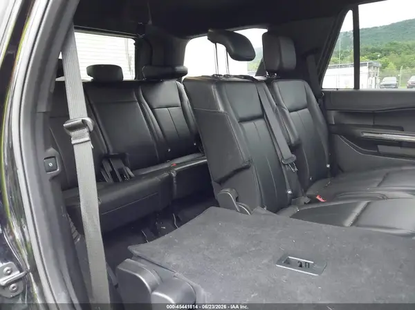 1FMJU1JT4JEA70026 2018 FORD EXPEDITION - Image 8