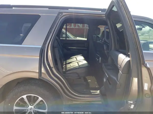 1FMJU1JT5JEA02432 2018 FORD EXPEDITION - Image 8
