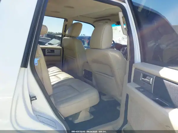 1FMJU1JT6HEA40326 2017 FORD EXPEDITION - Image 8
