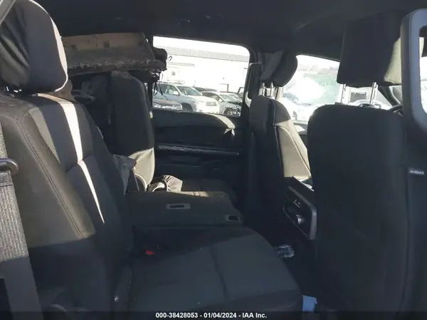 1FMJU1JT6JEA17229 2018 FORD EXPEDITION - Image 8