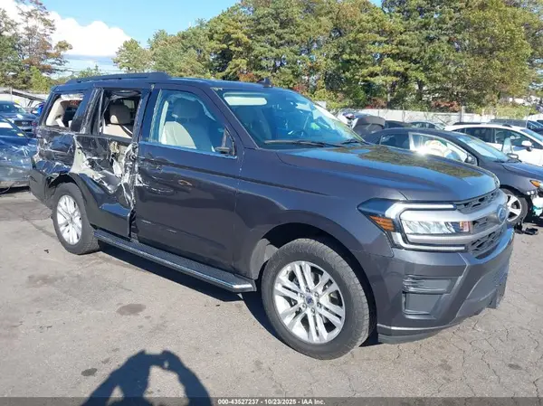 1FMJU1JT6NEA44050 2022 FORD EXPEDITION - Image 1