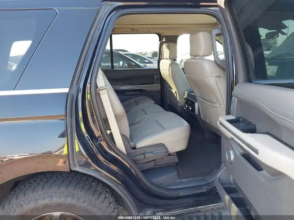 1FMJU1JT7KEA23476 2019 FORD EXPEDITION - Image 8