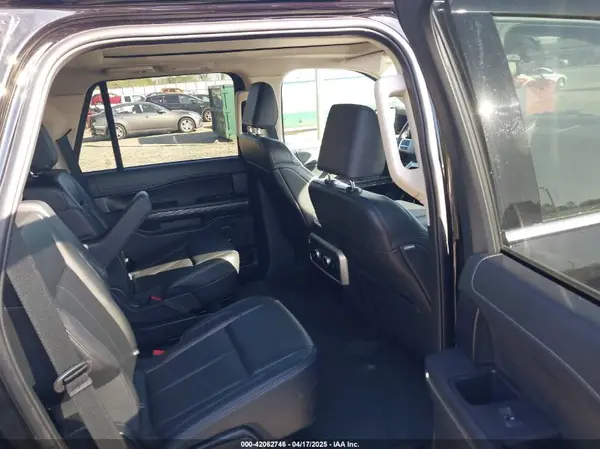 1FMJU1JT7NEA28536 2022 FORD EXPEDITION - Image 8