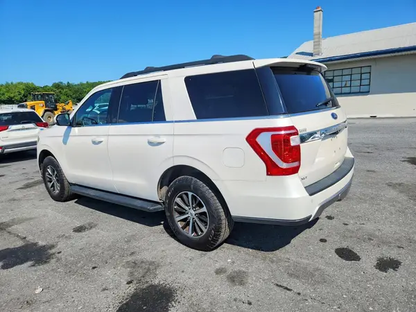 1FMJU1JT8JEA27566 2018 FORD EXPEDITION - Image 2