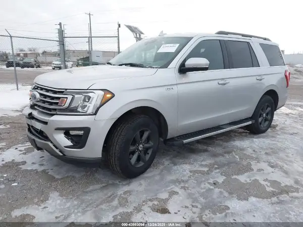 1FMJU1JT8JEA36316 2018 FORD EXPEDITION - Image 2