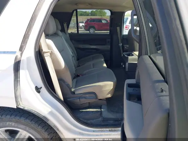 1FMJU1JT8JEA52936 2018 FORD EXPEDITION - Image 8