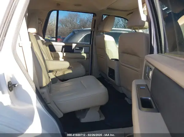 1FMJU1JT9HEA41406 2017 FORD EXPEDITION - Image 8