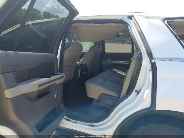 1FMJU1JT9JEA62990 2018 FORD EXPEDITION - Image 8
