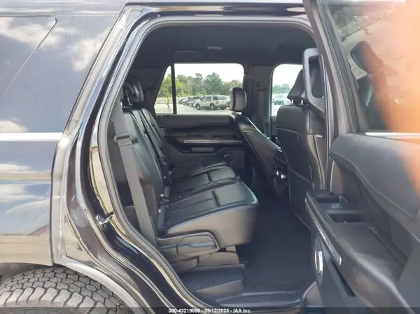 1FMJU1JT9KEA29358 2019 FORD EXPEDITION - Image 8