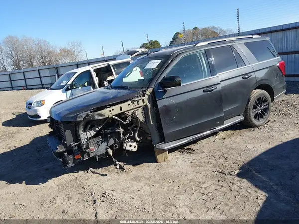 1FMJU1JT9NEA45922 2022 FORD EXPEDITION - Image 2