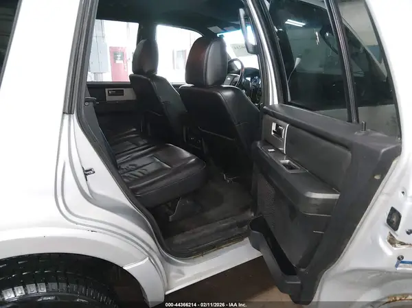 1FMJU1JTXHEA24338 2017 FORD EXPEDITION - Image 8