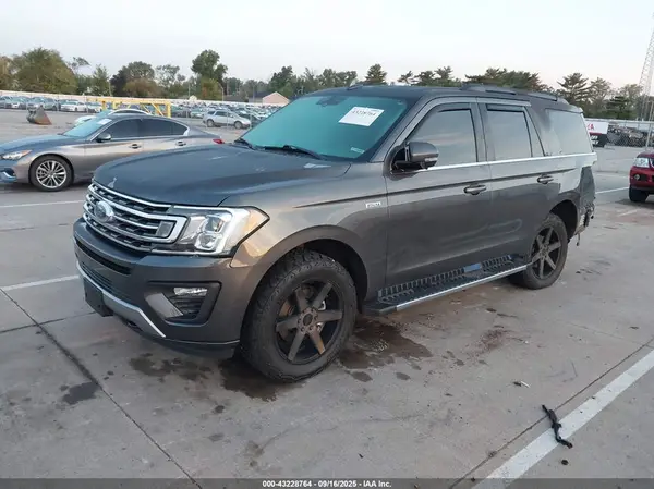 1FMJU1JTXJEA55546 2018 FORD EXPEDITION - Image 2