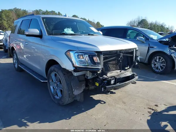 1FMJU1JTXKEA78973 2019 FORD EXPEDITION - Image 1