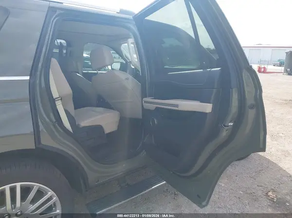 1FMJU1K83REA80696 2024 FORD EXPEDITION - Image 8