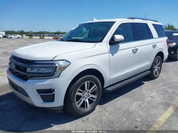 1FMJU1K85REA10326 2024 FORD EXPEDITION - Image 2