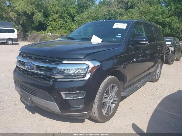 1FMJU1K87REA15642 2024 FORD EXPEDITION - Image 2