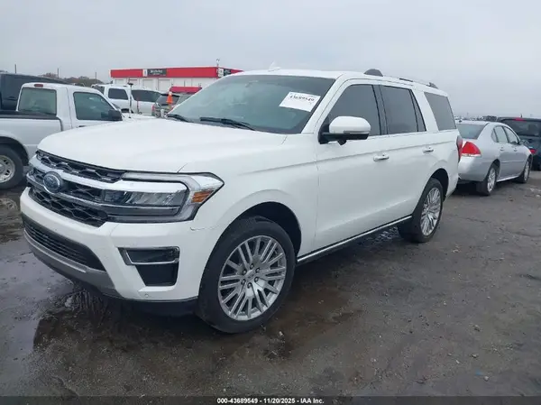 1FMJU1K87REA79180 2024 FORD EXPEDITION - Image 2