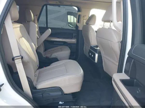 1FMJU1K88REA64414 2024 FORD EXPEDITION - Image 8