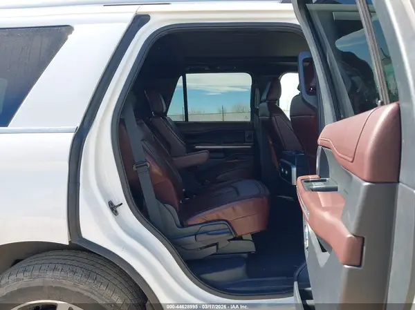 1FMJU1K89REA28568 2024 FORD EXPEDITION - Image 8