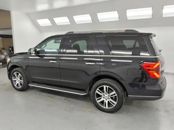 1FMJU1K8XPEA11520 2023 FORD EXPEDITION - Image 2