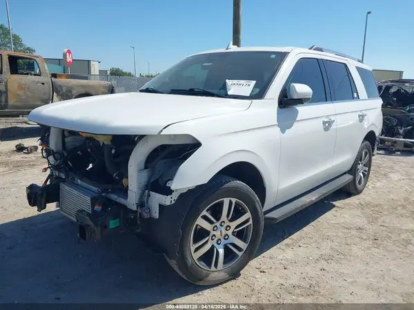 1FMJU1K8XREA53284 2024 FORD EXPEDITION - Image 2