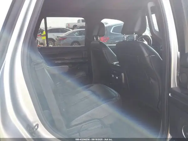 1FMJU1KT0MEA56014 2021 FORD EXPEDITION - Image 8