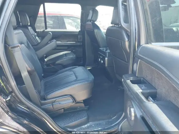 1FMJU1KT1KEA01844 2019 FORD EXPEDITION - Image 8