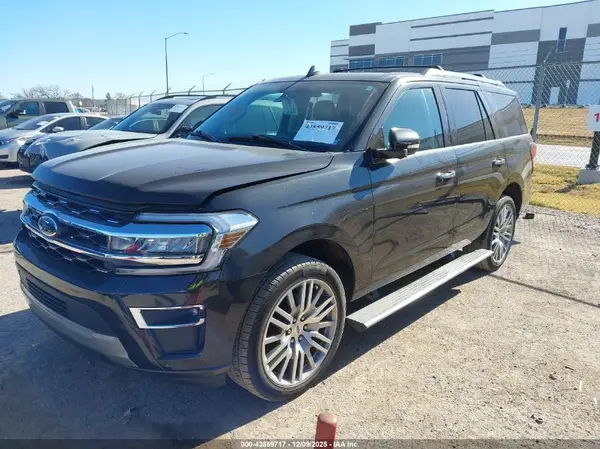 1FMJU1KT1NEA15151 2022 FORD EXPEDITION - Image 2