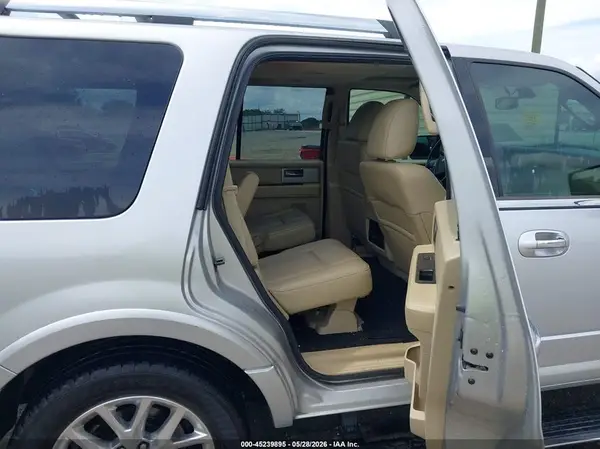 1FMJU1KT3GEF25598 2016 FORD EXPEDITION - Image 8
