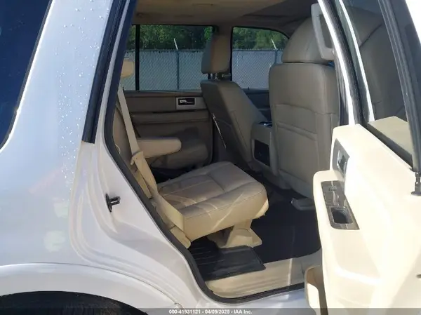 1FMJU1KT3HEA43988 2017 FORD EXPEDITION - Image 8