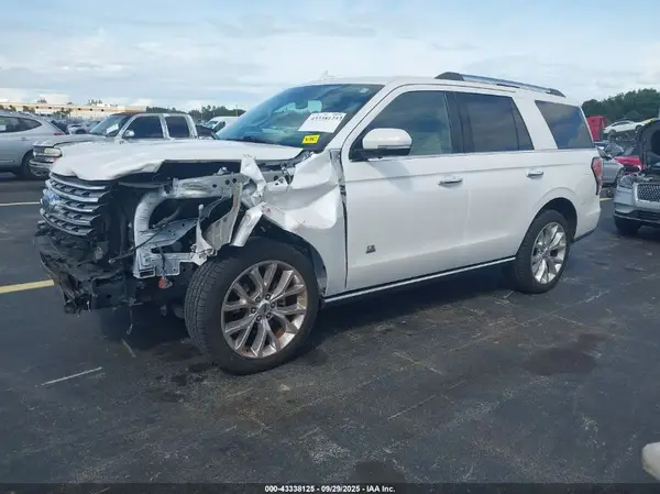 1FMJU1KT3KEA64329 2019 FORD EXPEDITION - Image 2