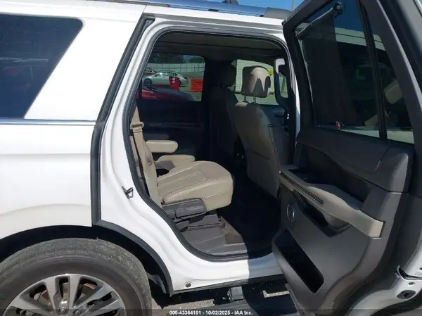 1FMJU1KT4JEA14327 2018 FORD EXPEDITION - Image 8