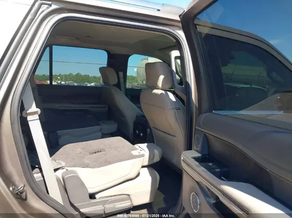 1FMJU1KT4JEA69232 2018 FORD EXPEDITION - Image 8