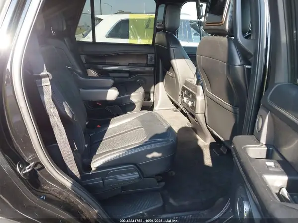 1FMJU1KT6JEA13387 2018 FORD EXPEDITION - Image 8