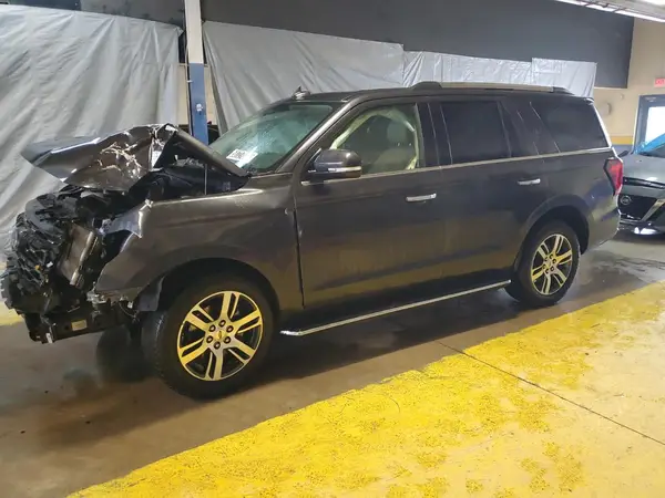 1FMJU1KT6NEA65642 2022 FORD EXPEDITION - Image 1