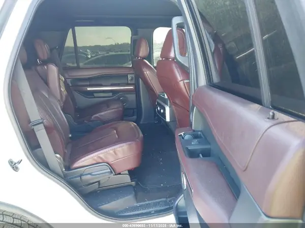 1FMJU1KT7NEA51913 2022 FORD EXPEDITION - Image 8