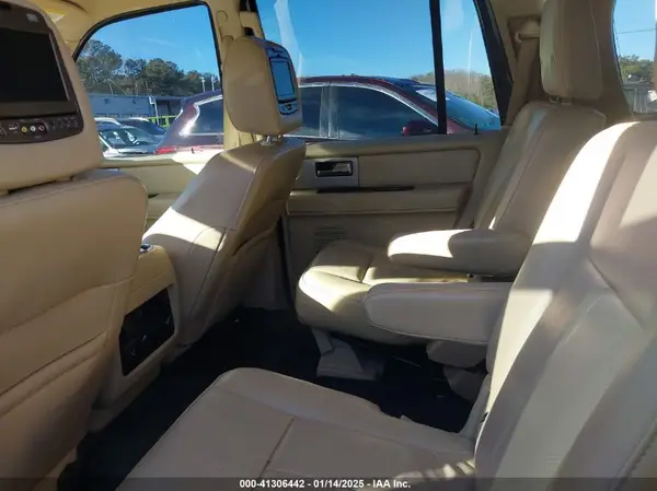1FMJU1KT8HEA20383 2017 FORD EXPEDITION - Image 8