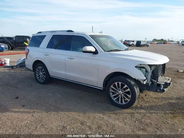 1FMJU1KT8JEA13326 2018 FORD EXPEDITION - Image 1