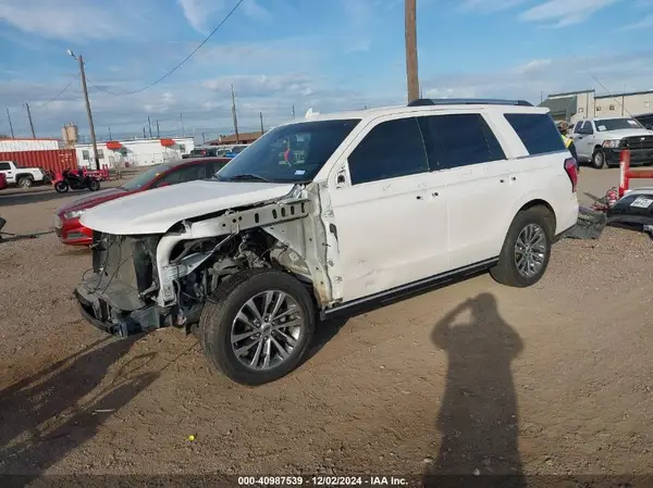 1FMJU1KT8JEA13326 2018 FORD EXPEDITION - Image 2