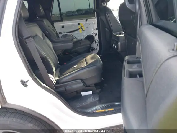 1FMJU1KT8JEA13326 2018 FORD EXPEDITION - Image 8