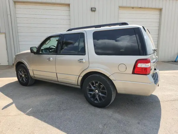1FMJU1KT9HEA31716 2017 FORD EXPEDITION - Image 2