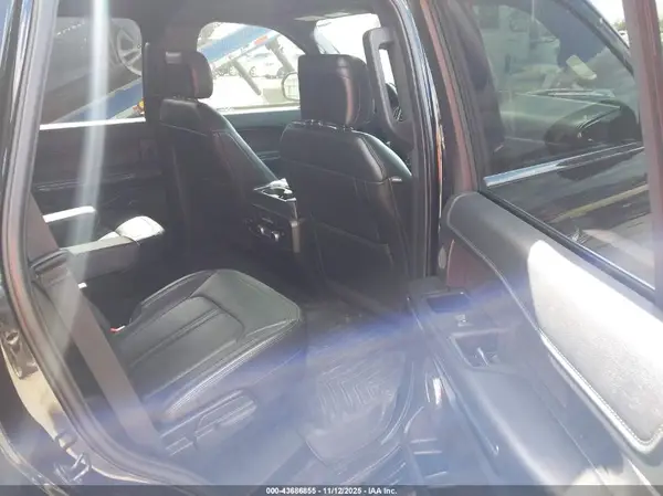 1FMJU1KT9KEA02207 2019 FORD EXPEDITION - Image 8