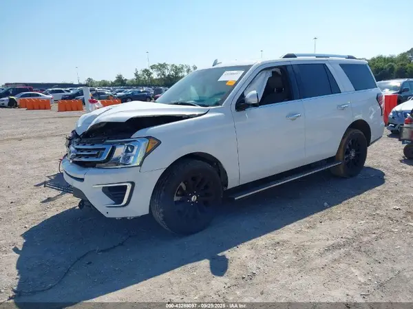 1FMJU1KTXKEA15757 2019 FORD EXPEDITION - Image 2