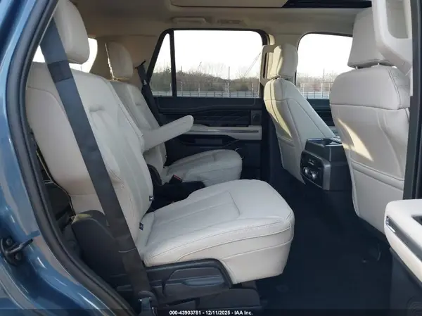 1FMJU1LT4KEA68940 2019 FORD EXPEDITION - Image 8