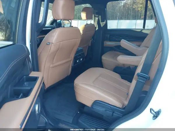 1FMJU1M80REA70656 2024 FORD EXPEDITION - Image 8