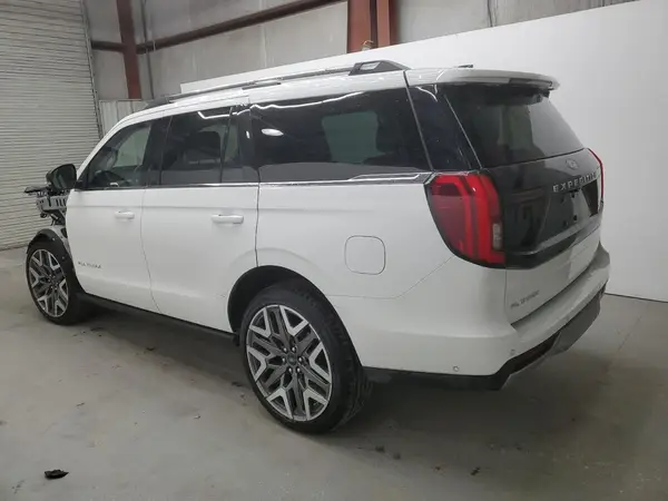 1FMJU1MG1SEA04730 2025 FORD EXPEDITION - Image 2