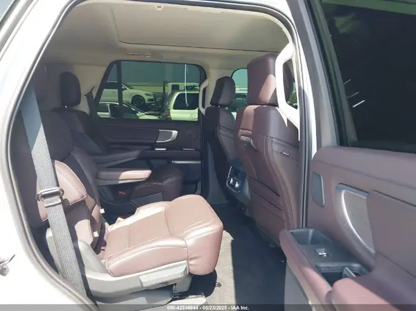 1FMJU1MG1SEA13900 2025 FORD EXPEDITION - Image 8