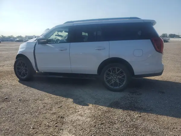 1FMJU1MG5SEA09445 2025 FORD EXPEDITION - Image 2